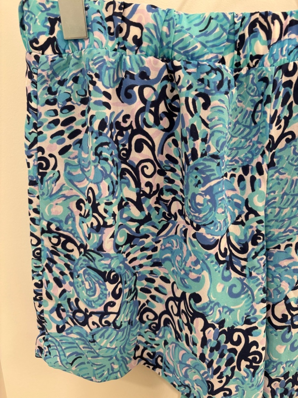 Lilly Pulitzer Mylee Tie Front Shorts in Light Aqua Spritz Size 6 - Picture 6 of 9
